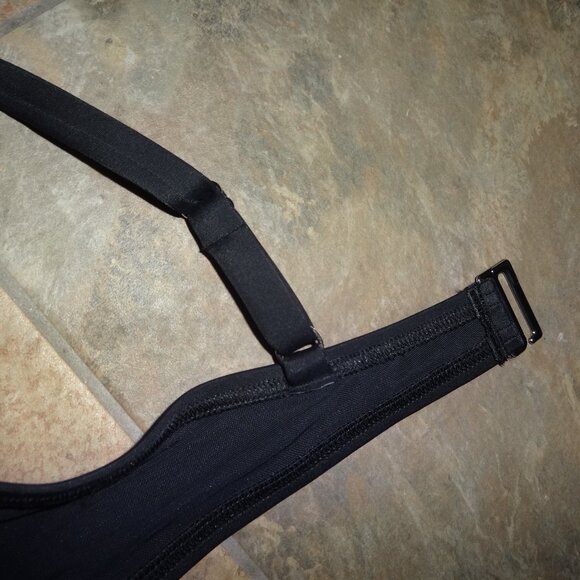 Lands End Women UPF 50 Underwire Twist Bikini Top Black 14 $42 Chlorine resistan - Picture 6 of 7